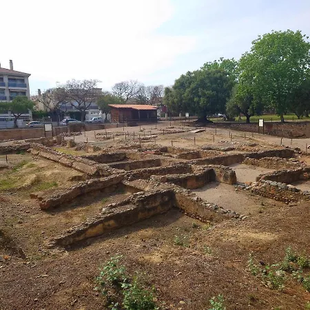 Primera Linia De Mar, Zona Tranquila
