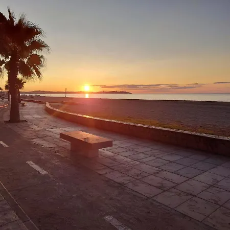 Primera Linia De Mar, Zona Tranquila Apartment Cambrils